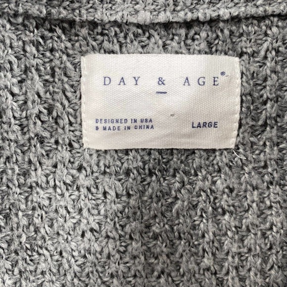 NEW Day & Age Henley Knit Sweater Mens LARGE Pullover Fisherman Waffle Knit Gray - Picture 10 of 15